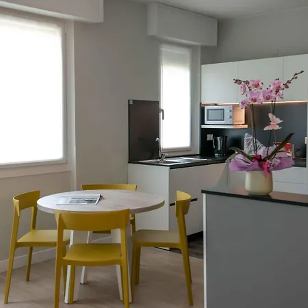 Apart Otel Il Melograno Sirmione